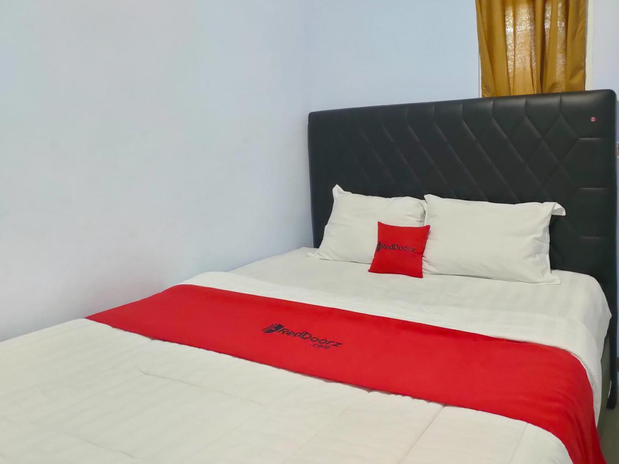 Hotel Reddoorz Syariah Near Stasiun Wates Wates  Exterior foto