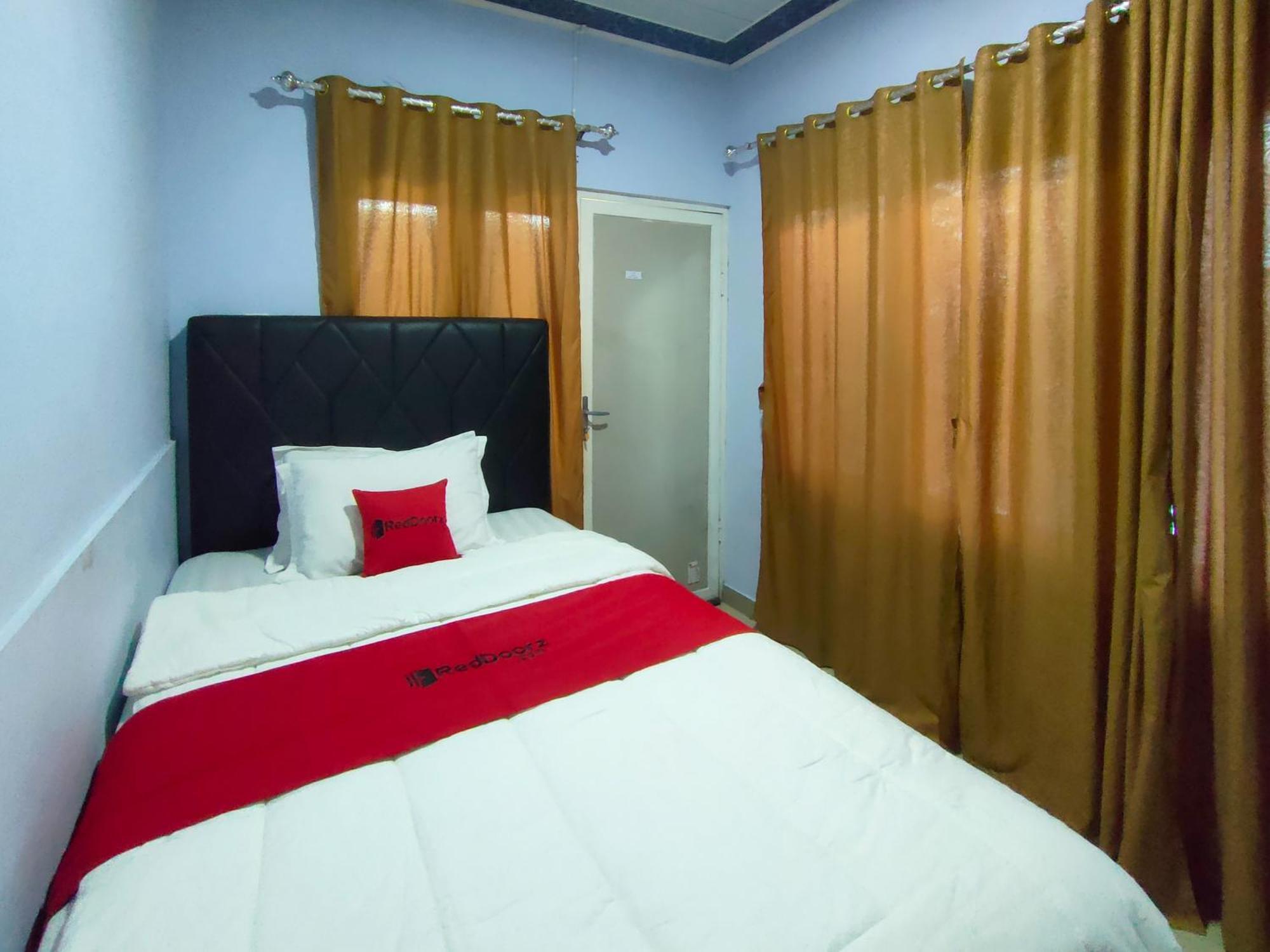 Hotel Reddoorz Syariah Near Stasiun Wates Wates  Exterior foto