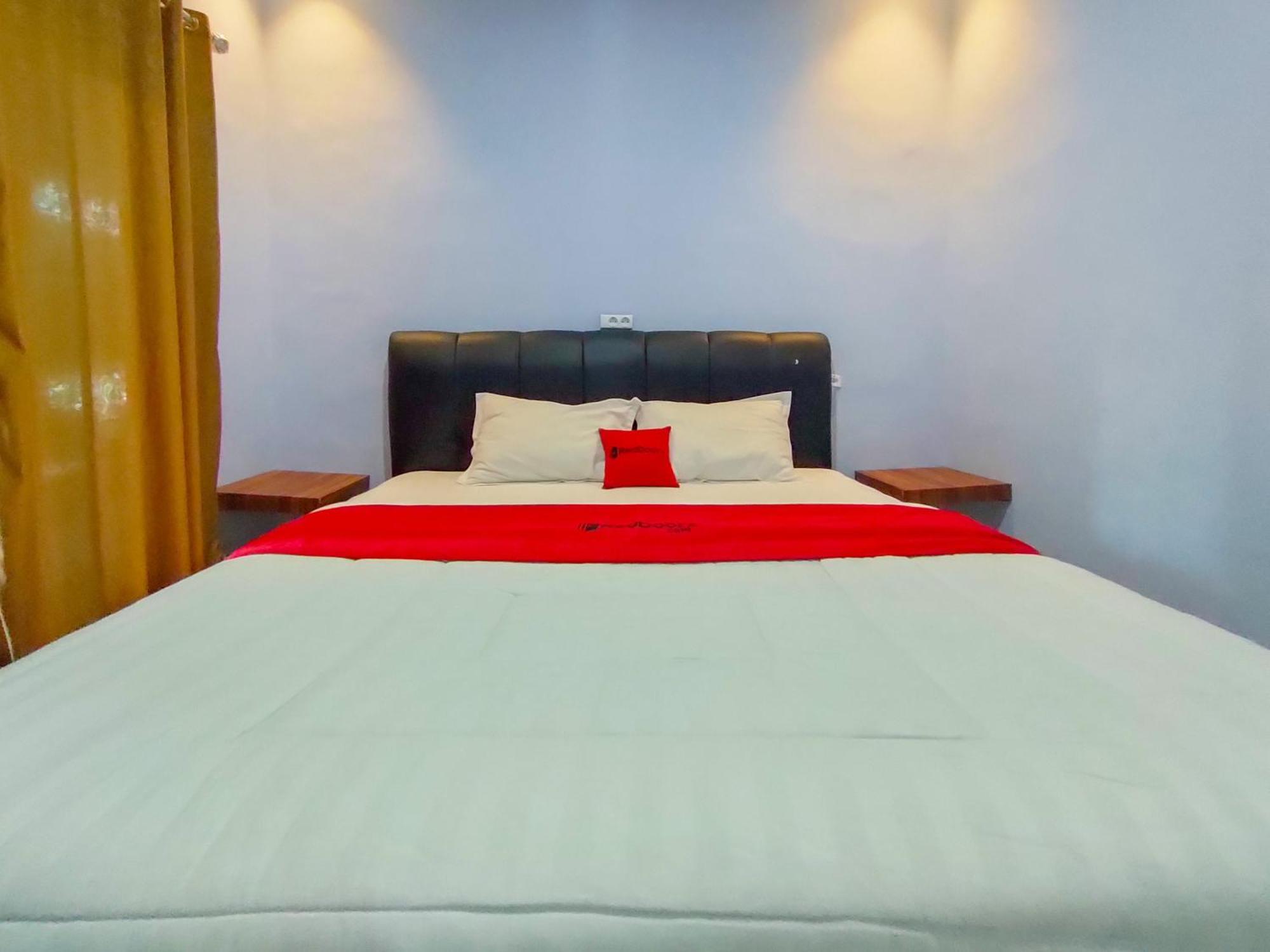 Hotel Reddoorz Syariah Near Stasiun Wates Wates  Exterior foto