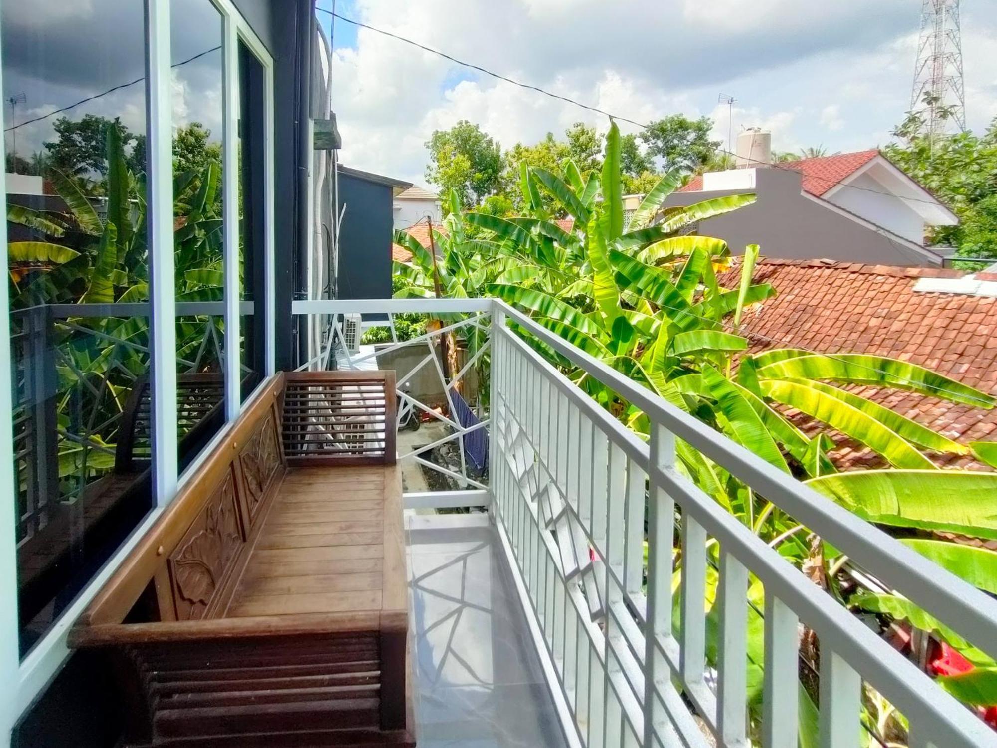 Hotel Reddoorz Syariah Near Stasiun Wates Wates  Exterior foto